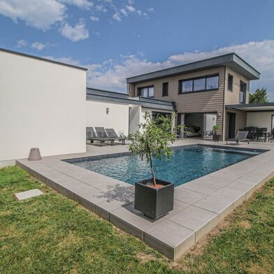 Maison 4 pièces 784000 €