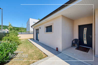 Maison 5 pièces 399000 €