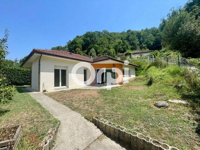 A vendre Maison de plain-pied à FROGES — photo du bien