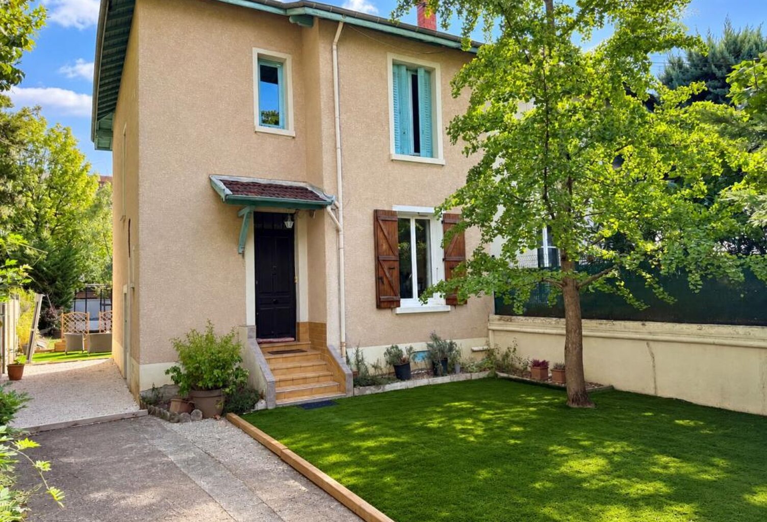 Secteur Eglise - Maison T5 de 120 m² — photo 1