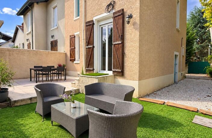 Secteur Eglise - Maison T5 de 120 m² — photo 2