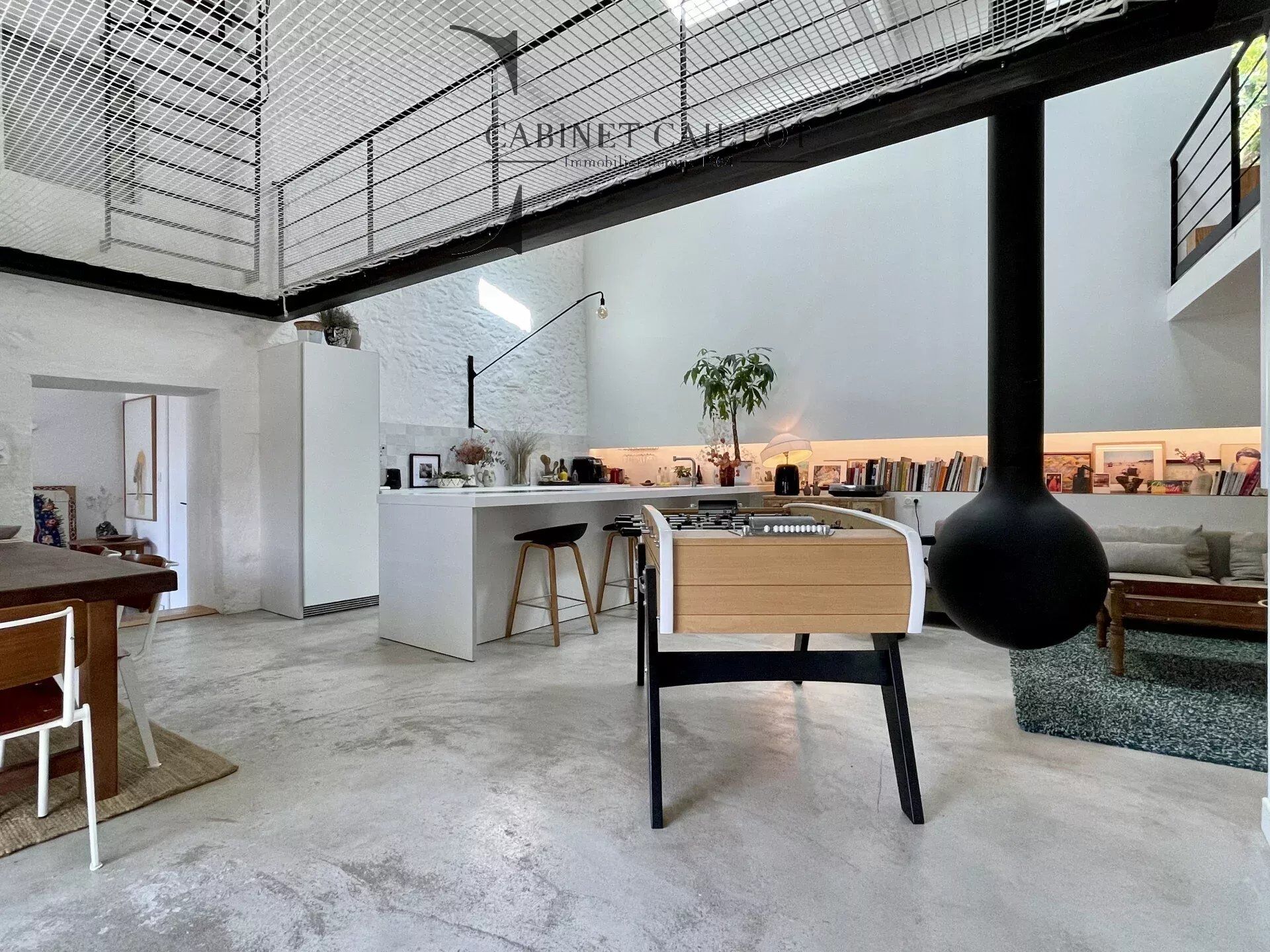 Villa / Maison  T7 à vendre Saint-Sauvant 17610