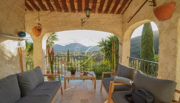 Villa / Maison 5 pièces  à vendre Plan-de-la-Tour (Le) 83120