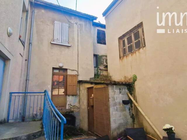 Compromis en cours : Maison à Rénover 70m2 + Local Loué 35m2 – F — photo du bien