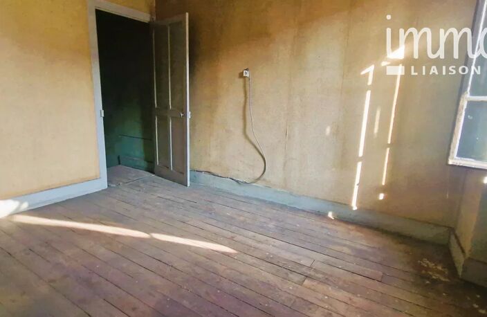 Compromis en cours : Maison à Rénover 70m2 + Local Loué 35m2 – F — photo 3