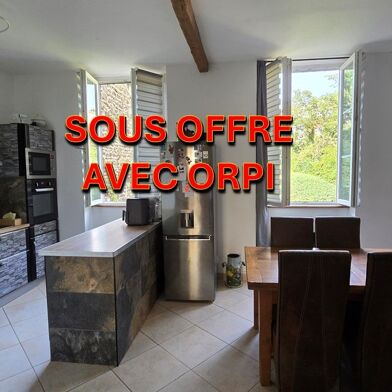 Appartement 4 pièces 185000 €