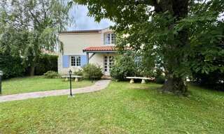 Maison 5 Pièces 196 m² à vendre à Mérignac (33700)