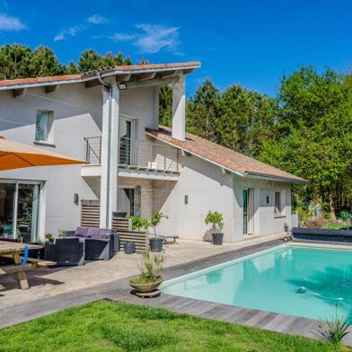 Maison 6 pièces 675000 €