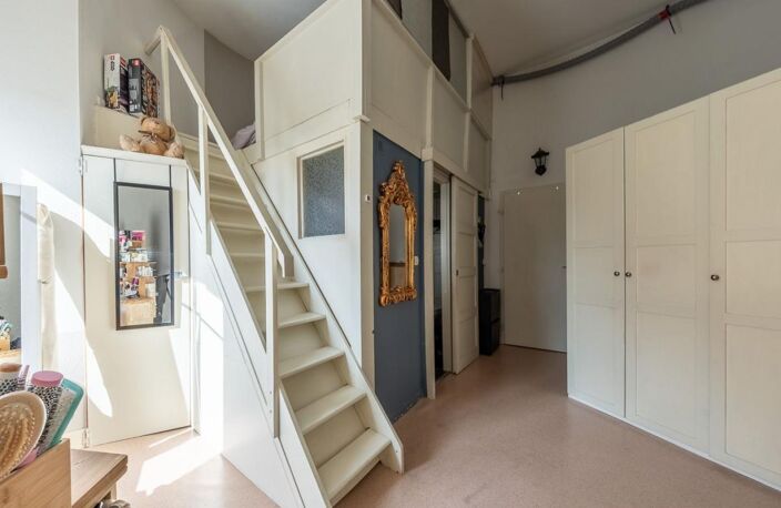 Appartement/maison À Vendre lot UNIQUE — photo 3