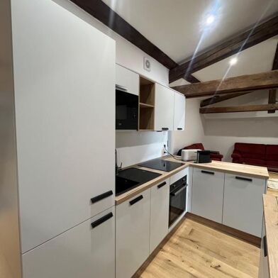 Appartement 4 pièces 1600 €