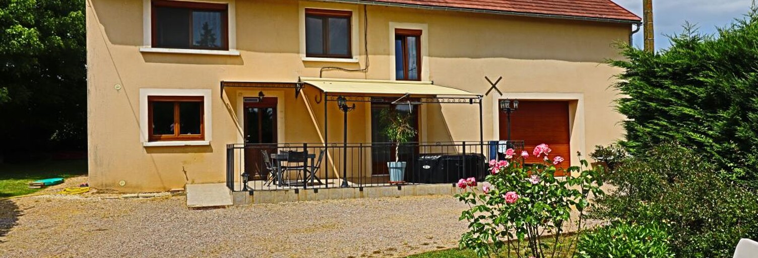 Maison 6 Pièces 148 m² à vendre à Sens-Beaujeu (18300)