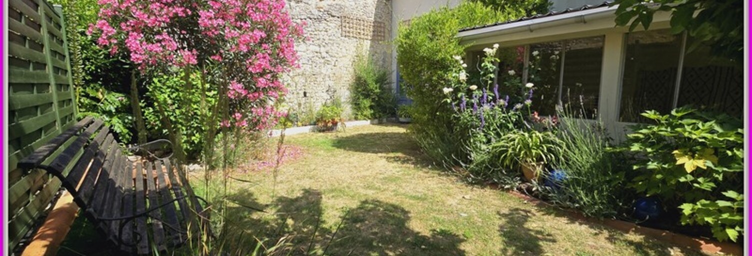 Maison 7 Pièces 135 m² à vendre à Saint-Jean-d'Angély (17400)