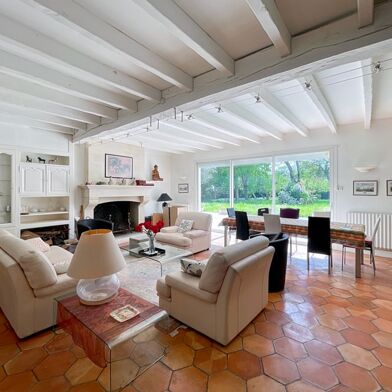 Maison 8 pièces 890000 €