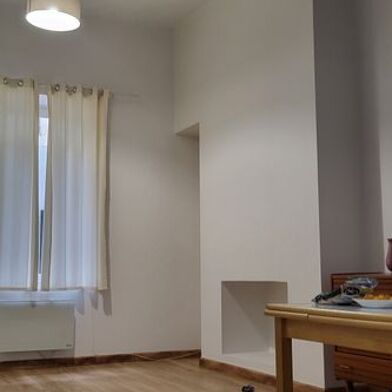 Appartement 1 pièces 420 €