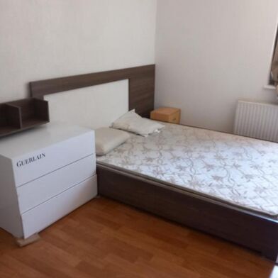 Appartement 3 pièces 1100 €
