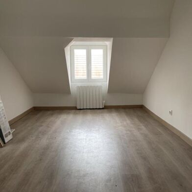 Appartement 2 pièces 900 €