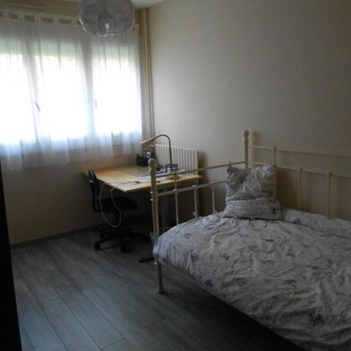 Appartement 1 pièces 400 €