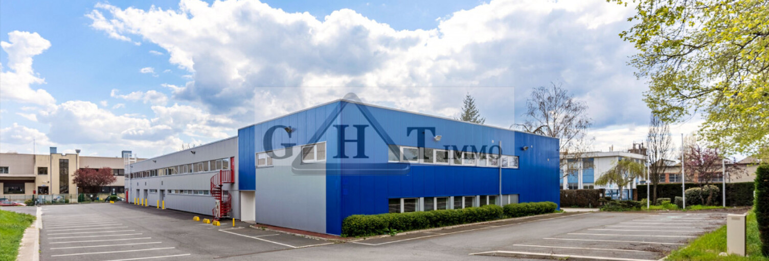 Local industriel  2345 m² à louer à Bezons (95870)