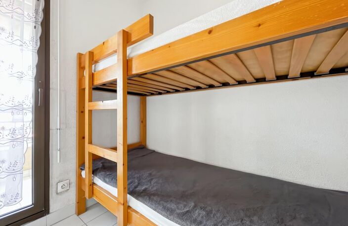 FREJUS PLAGE Appartement À Vendre studio 25,93 m² — photo 4