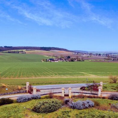 Maison 8 pièces 250800 €