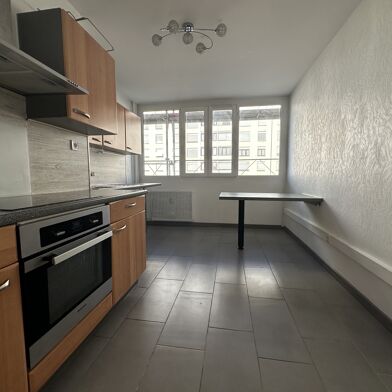 Appartement 4 pièces 145000 €