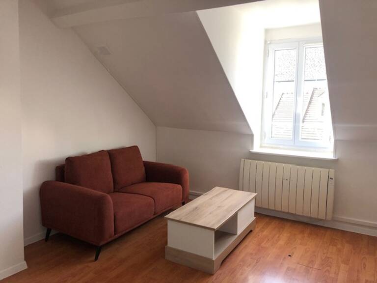 Beau F2 meublé lumineux - Coeur de ville, à 2 min de la gare Vernon-Giverny - 660 € — photo 1