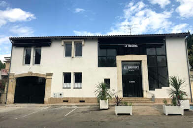 Commerce  658000 €