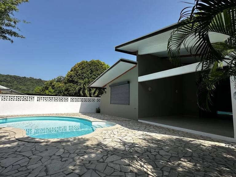 VILLA T5 avec piscine proche de toutes les commodités — photo 1