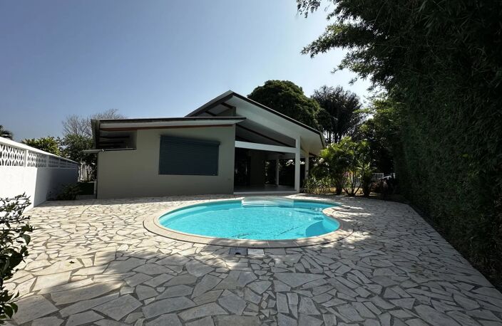VILLA T5 avec piscine proche de toutes les commodités — photo 2