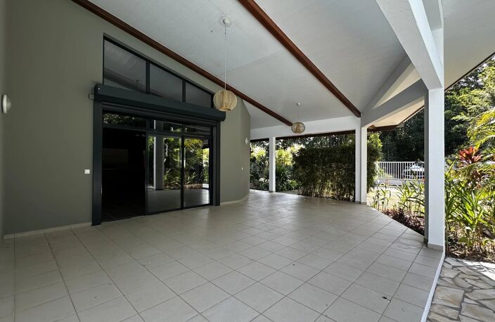 VILLA T5 avec piscine proche de toutes les commodités — photo 3