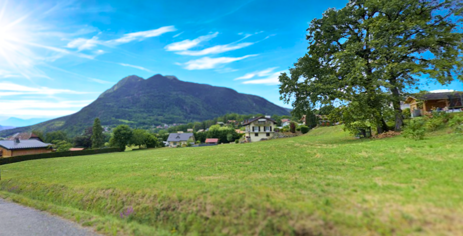 Marignier - Terrain viabilisé de 1038m2 — photo 1