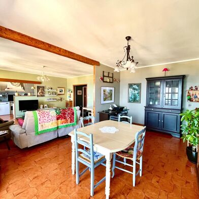 Appartement 4 pièces 305000 €