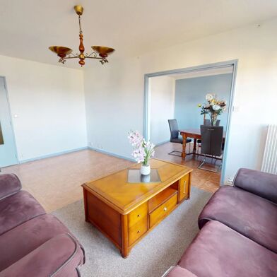 Appartement 4 pièces 112600 €