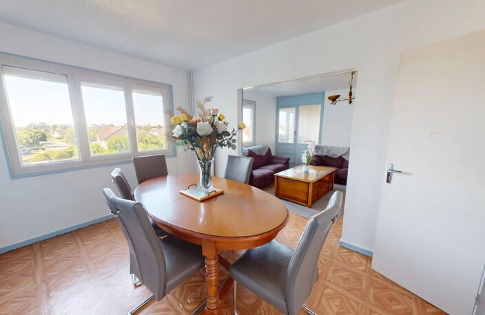 Appartement 4 pièces lumineux avec loggia – PROCHE GARE — photo 4