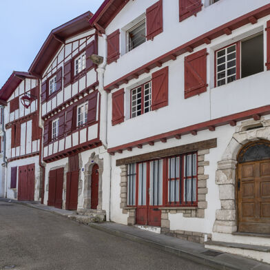 Maison 5 pièces 499000 €