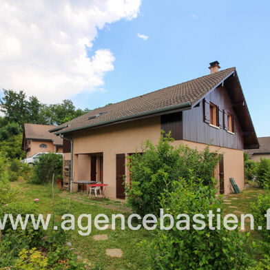 Maison 5 pièces 708000 €