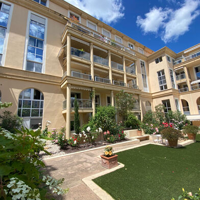 Appartement 2 pièces 244400 €