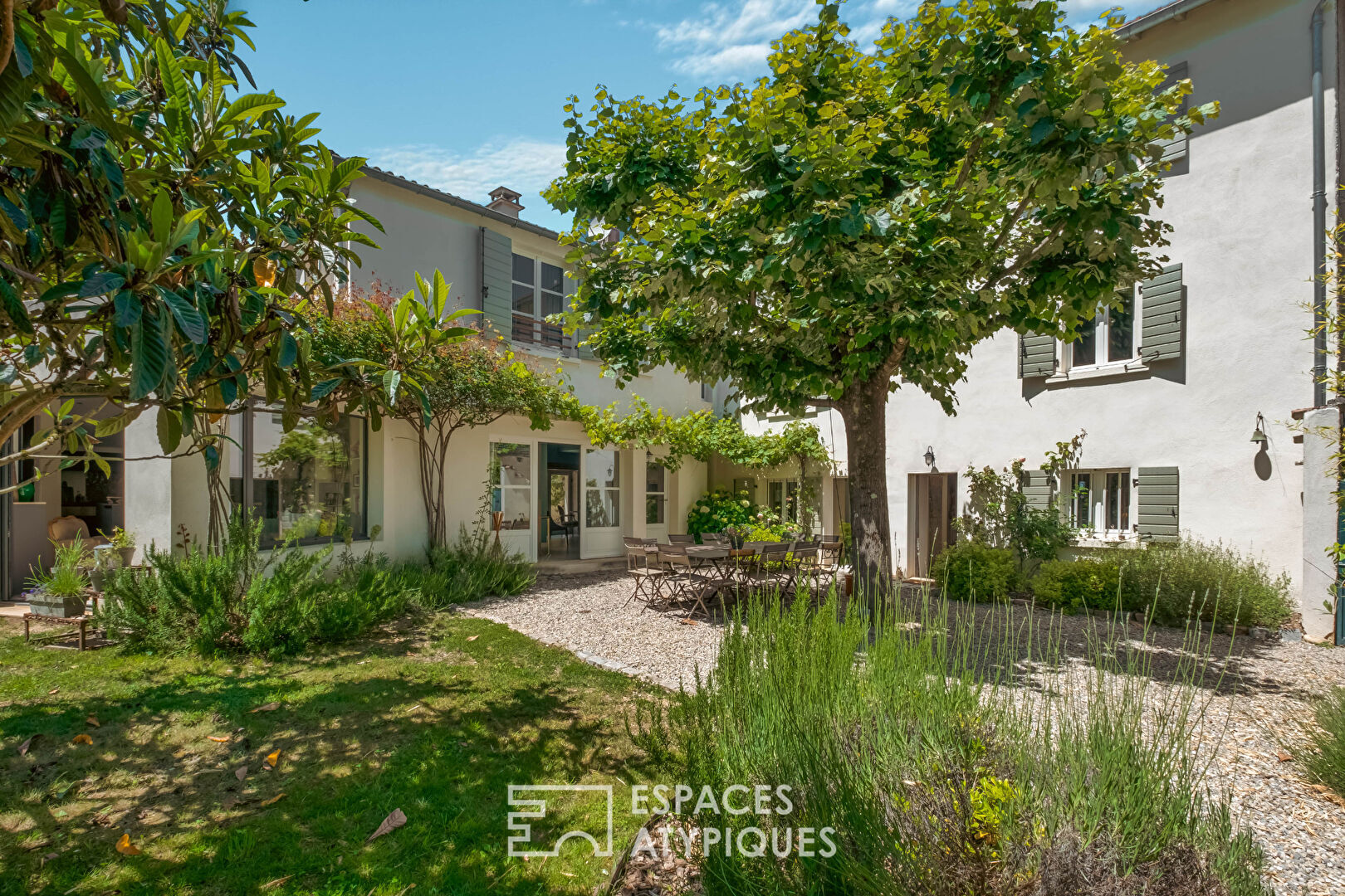 Maison T T9