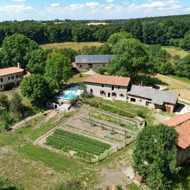 Maison 16 pièces 1272000 €