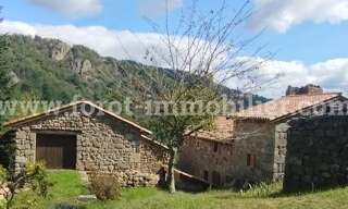 Maison  320 m² à vendre à Le Cheylard (07160)