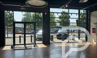 Commerce  600 m² à louer à Auch (32000)