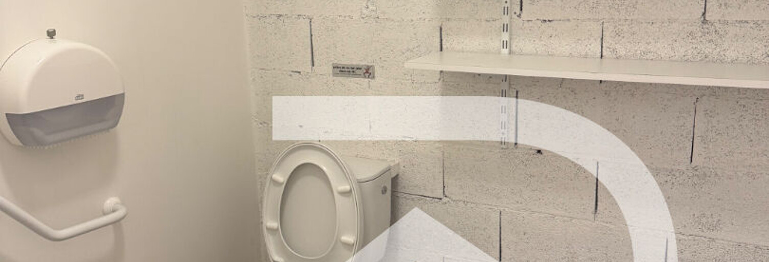 Commerce  600 m² à louer à Auch (32000)