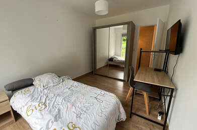 Appartement 4 pièces 355 €