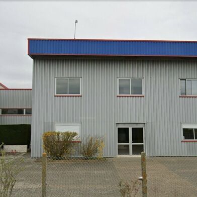 Commerce  450000 €