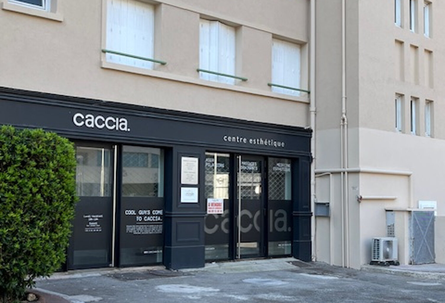 LOCAL PROFESSIONNEL 13007o — photo 1