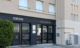 Commerce  121 m² à louer à Marseille 7 (13007)