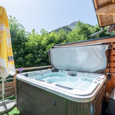 Maison 8 pièces 1799000 €