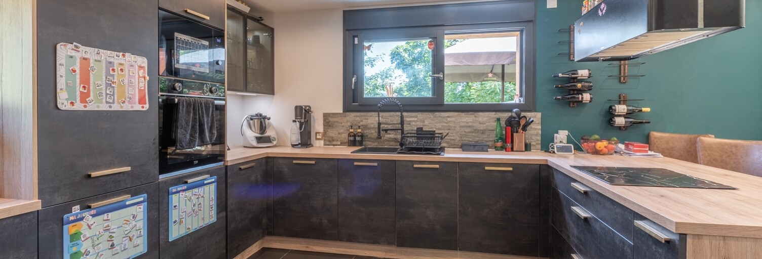 Maison 8 Pièces 223 m² à vendre à Huez (38750)