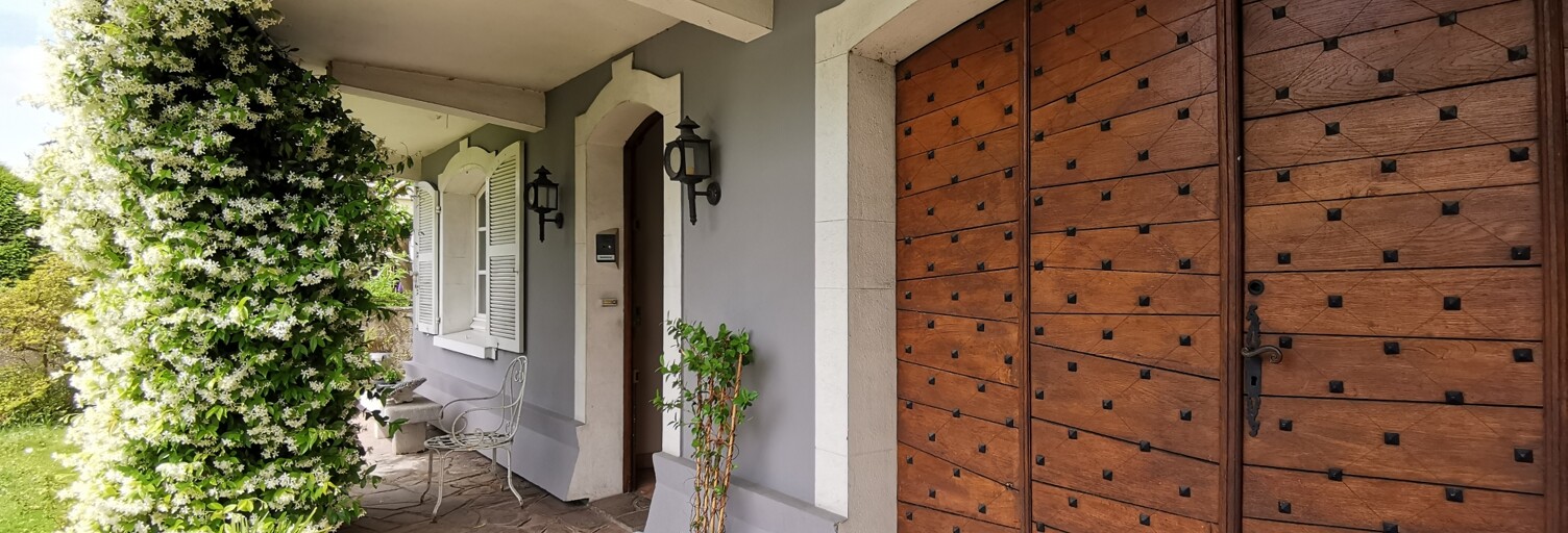 Maison 7 Pièces 221 m² à vendre à Oloron-Sainte-Marie (64400)