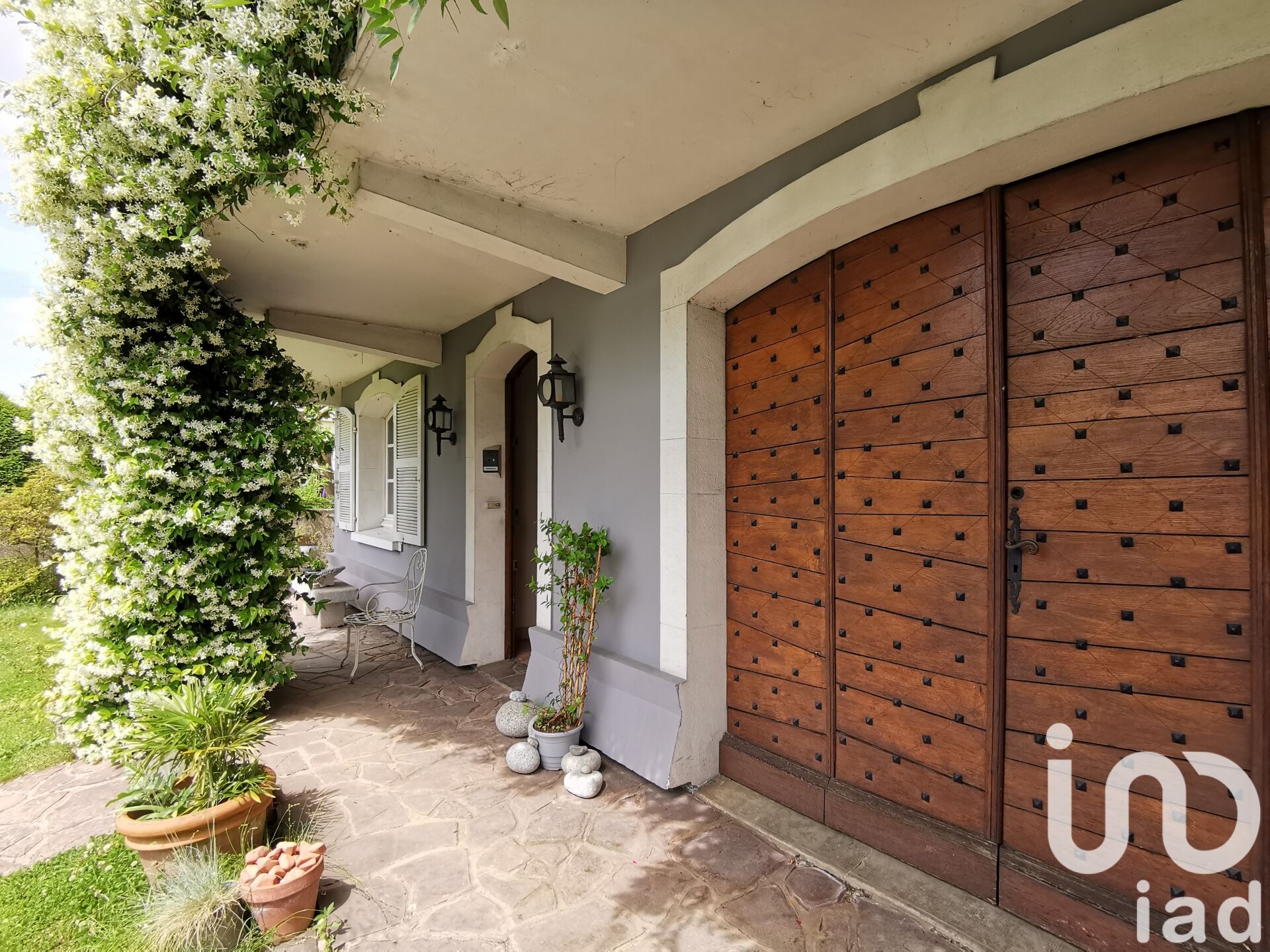 Oloron-Ste-Marie - 221m² - 7p. - 5ch.